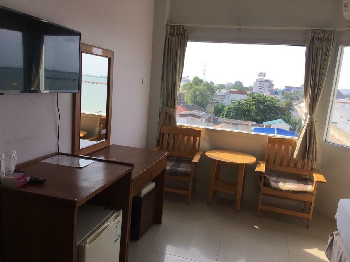 פראצ'ואפ קירי קאן Prachuap Beach Hotel מראה חיצוני תמונה
