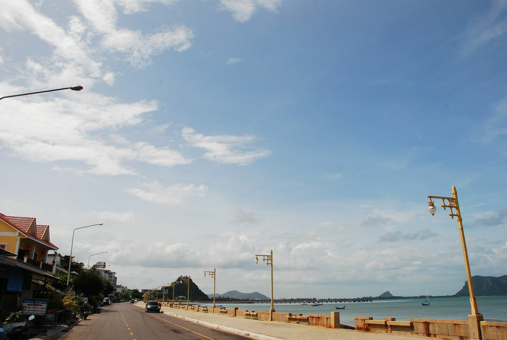 פראצ'ואפ קירי קאן Prachuap Beach Hotel מראה חיצוני תמונה
