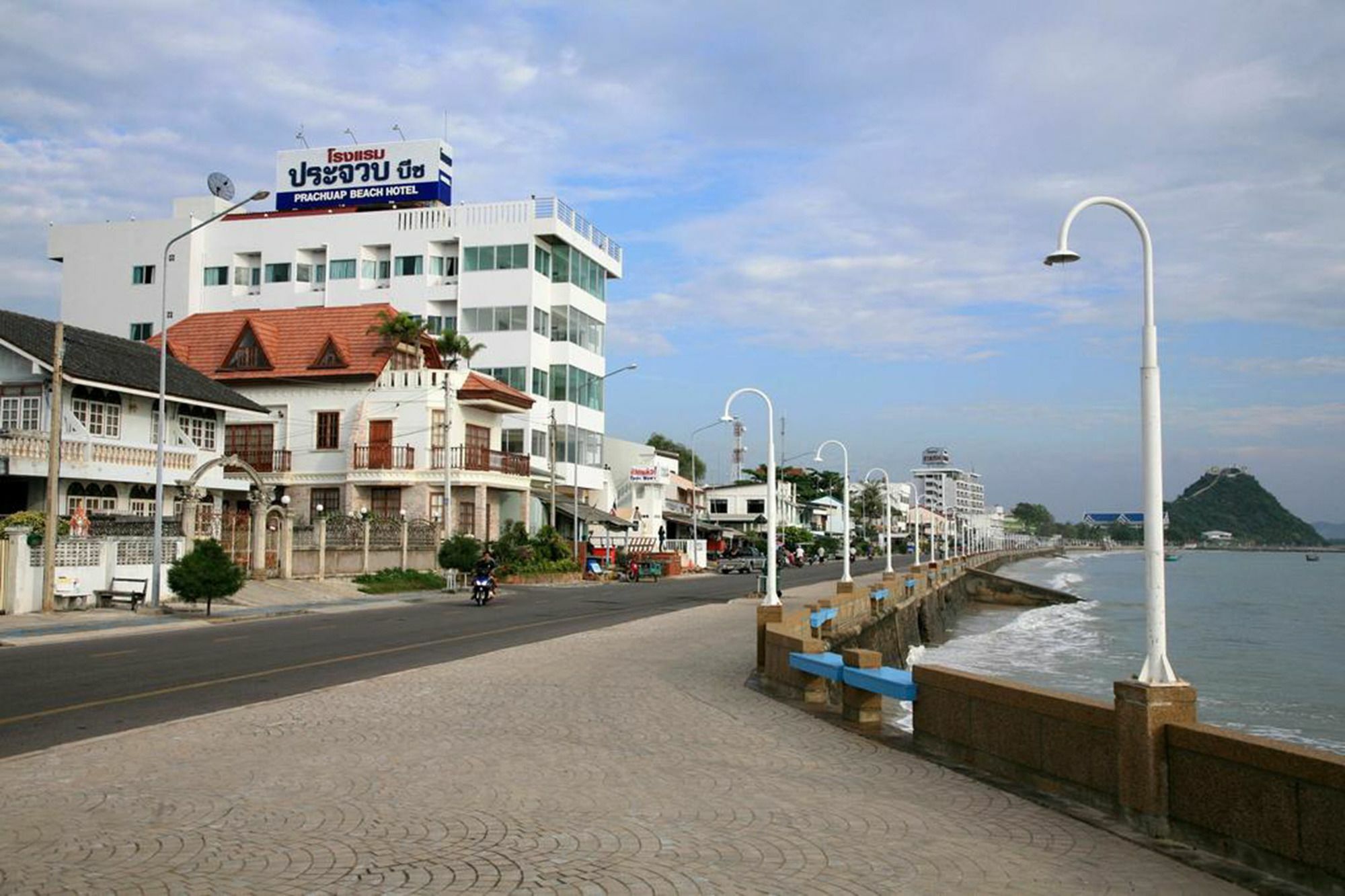 פראצ'ואפ קירי קאן Prachuap Beach Hotel מראה חיצוני תמונה